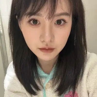 周芳